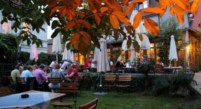 Karpfenhotel & Herrenhaus Im Gasthaus Sindel-Buckel Feuchtwangen Bagian luar foto